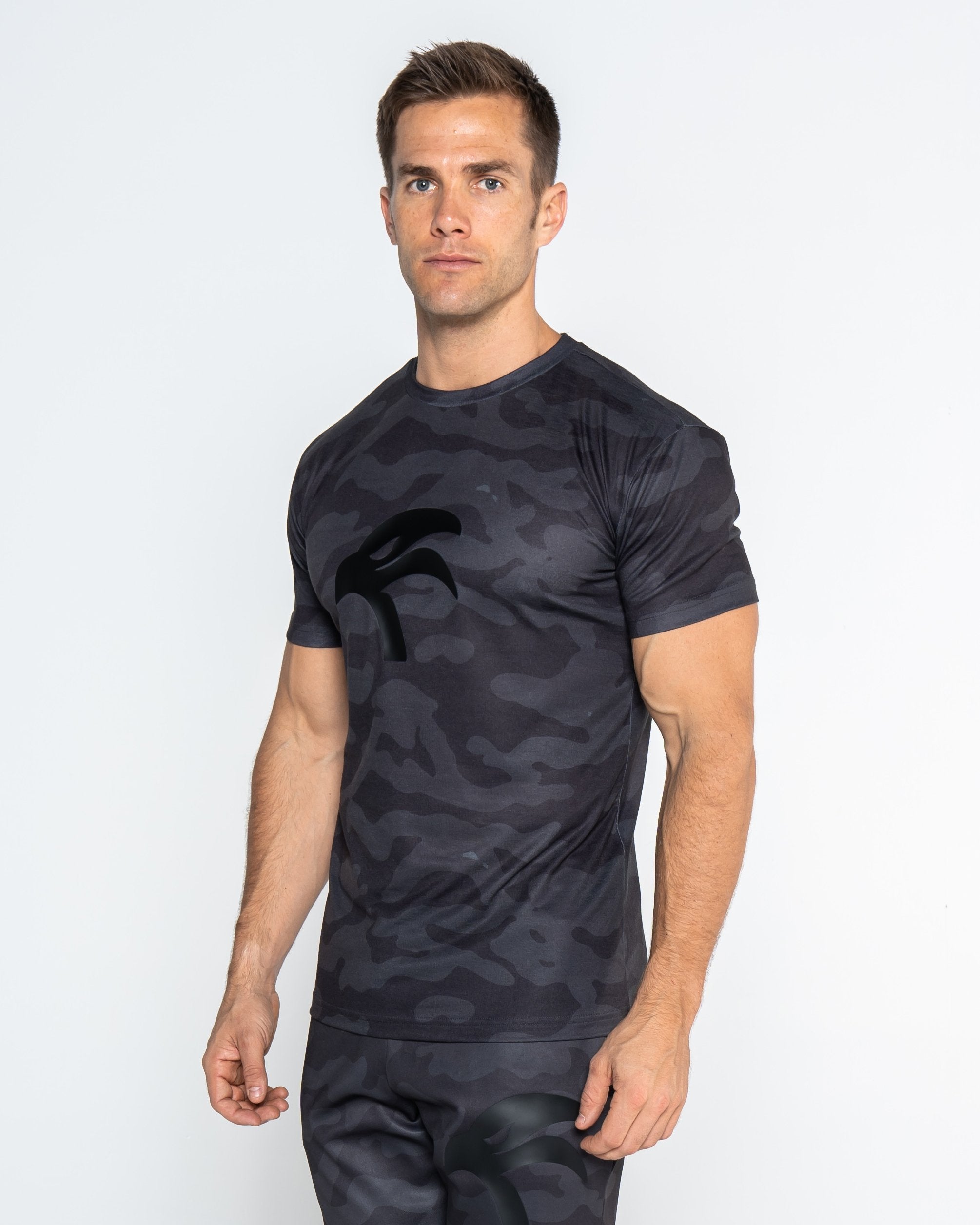 Falcon Tee Camo — Men's Gym T-Shirt UAE GCCO